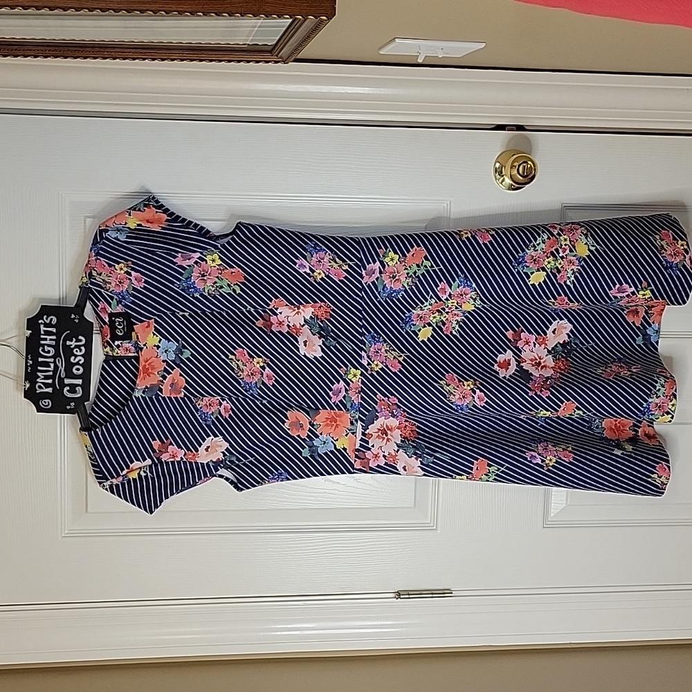 ECI Dress Medium Fit & Flare Stripe Floral Cap Sleeve Navy White Peach Pink